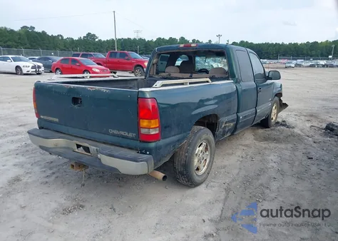 2001 Chevrolet Silverado 1500 Ls из США, поврежденный, VIN 2GCEC19T311213773